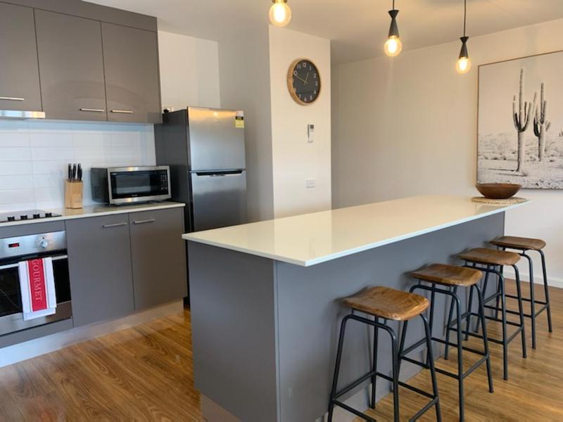 Captains Cove 1st Floor Luxury - Free Netflix